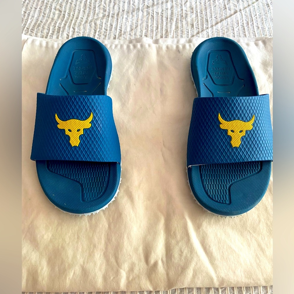 Mens Project Rock Slides - Size 9